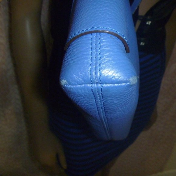 HENRI BENDEL COBALT LEATHER CROSSBODY BAG - Picture 7 of 13